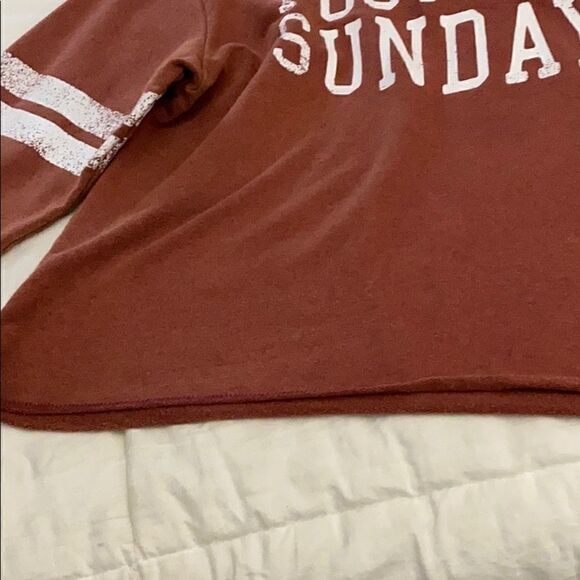 Modern Lux cropped graphic sweatshirt size XS - Picture 6 of 9